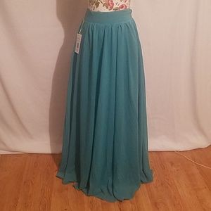 Chiffon skirt w/ sash